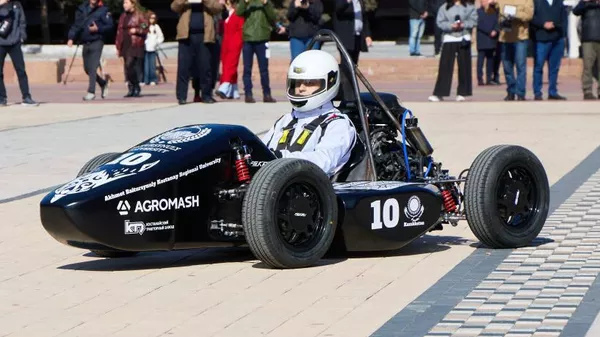 Гоночный болид создали студенты университета из Костаная