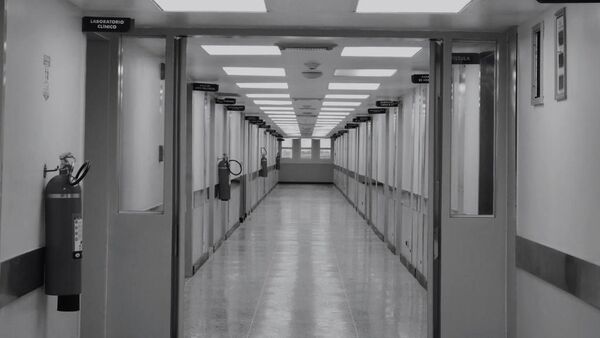 Қарағанды ауруханасында бір жасар бала көз жұмды: министрлік түсініктеме берді - Sputnik Қазақстан