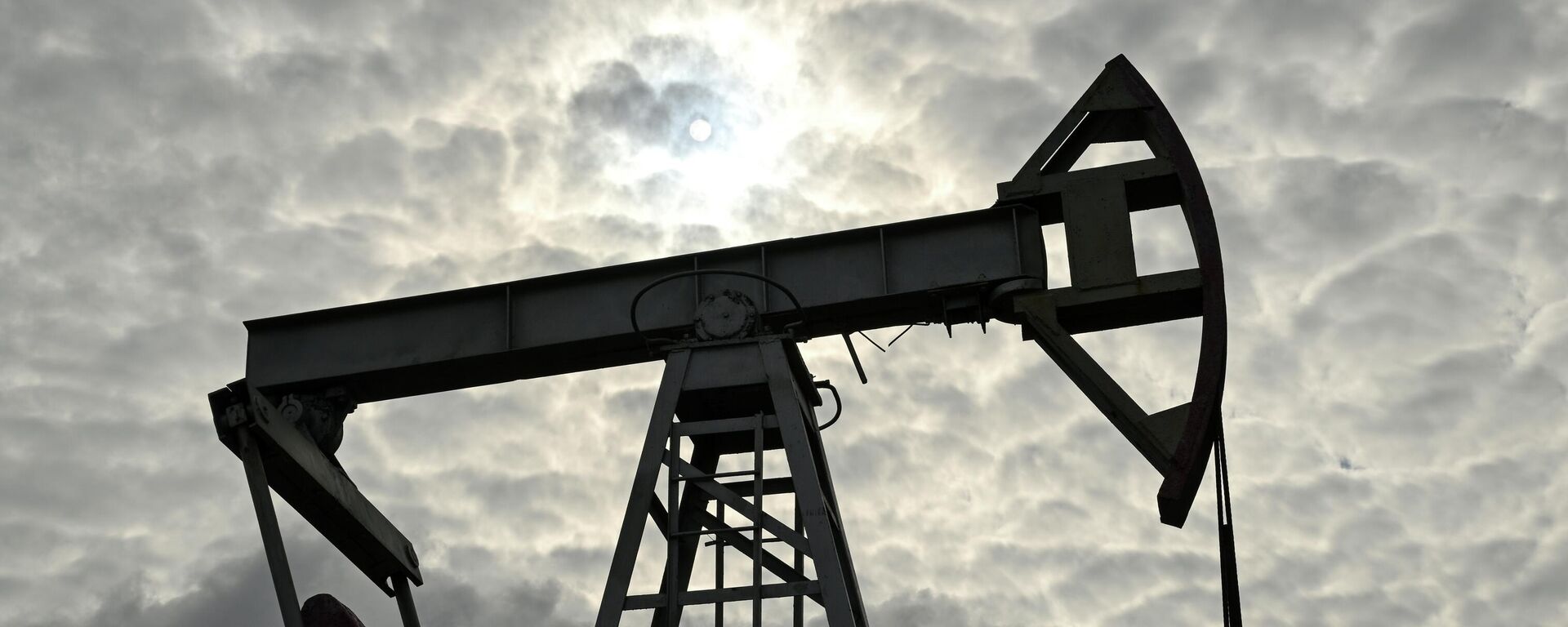 Нефтяная качалка - Sputnik Казахстан, 1920, 15.06.2026