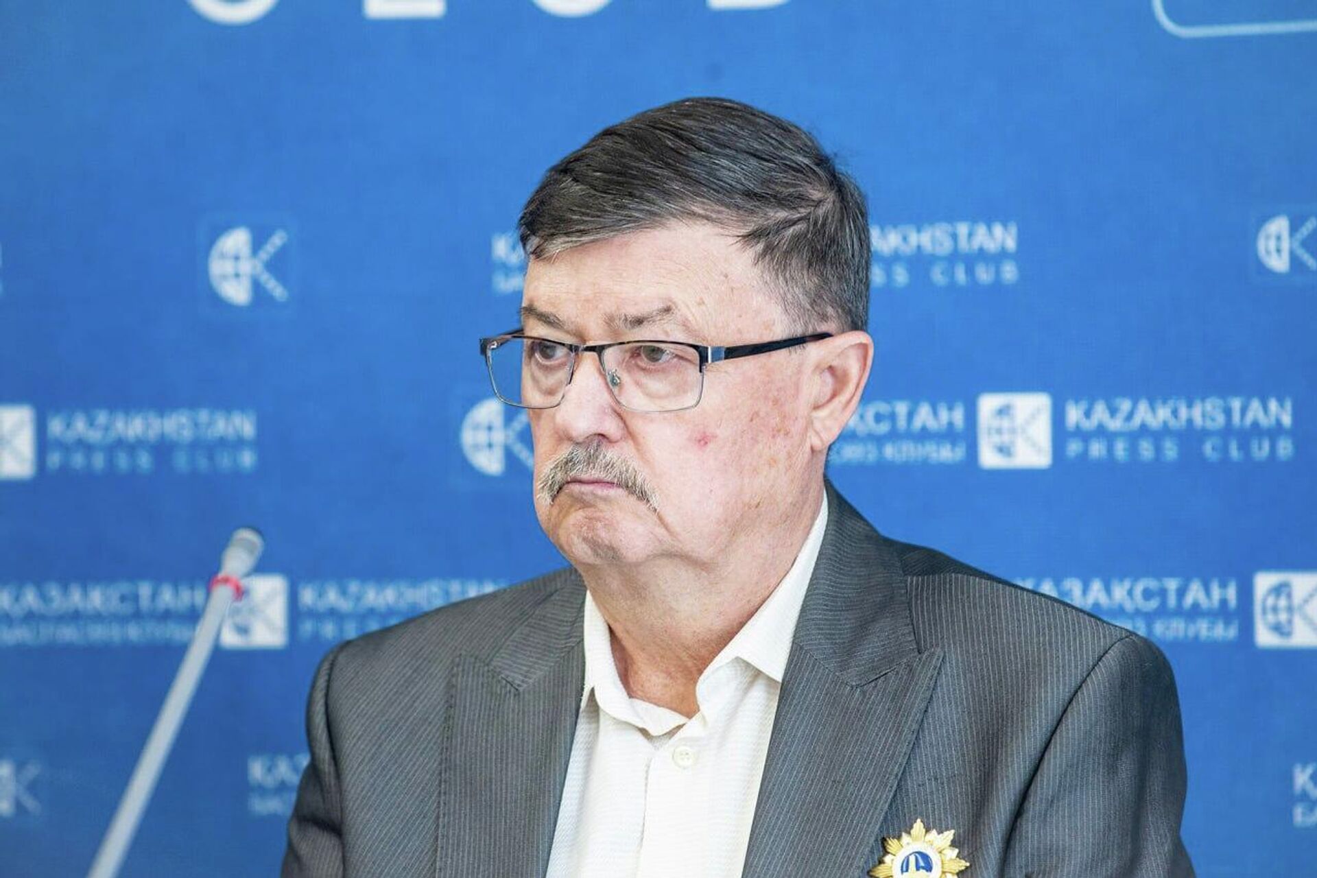 Член координационного совета ветеранов Алматы Валерий Перменов - Sputnik Казахстан, 1920, 20.04.2026