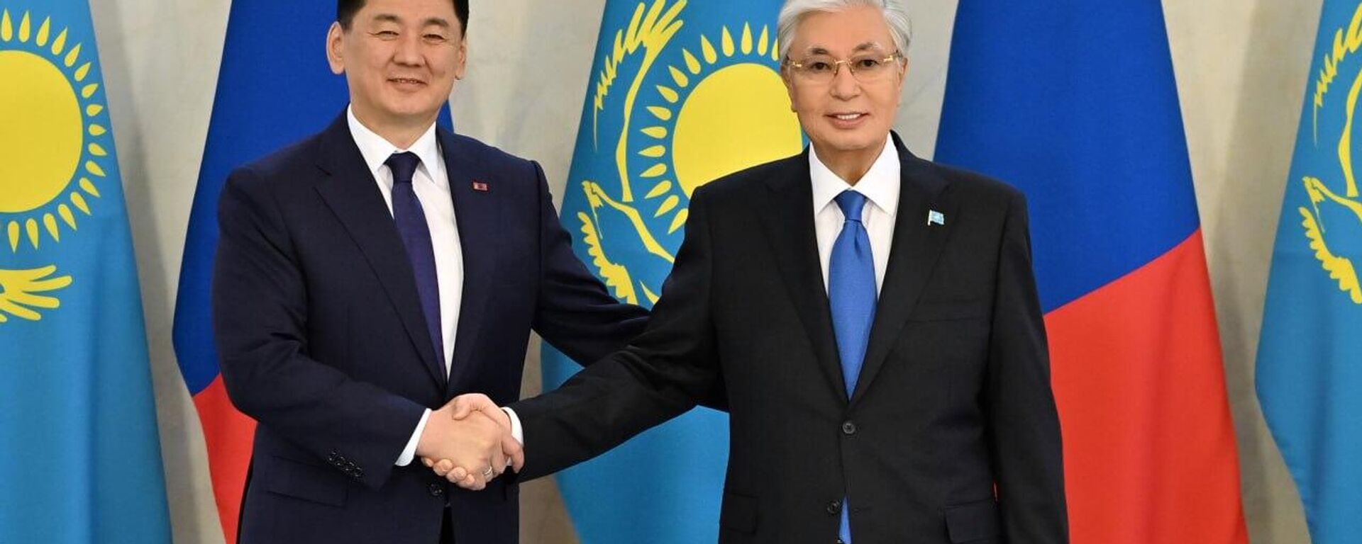 В Акорде состоялась торжественная церемония встречи Президента Монголии Ухнаагийна Хурэлсуха - Sputnik Казахстан, 1920, 21.04.2026