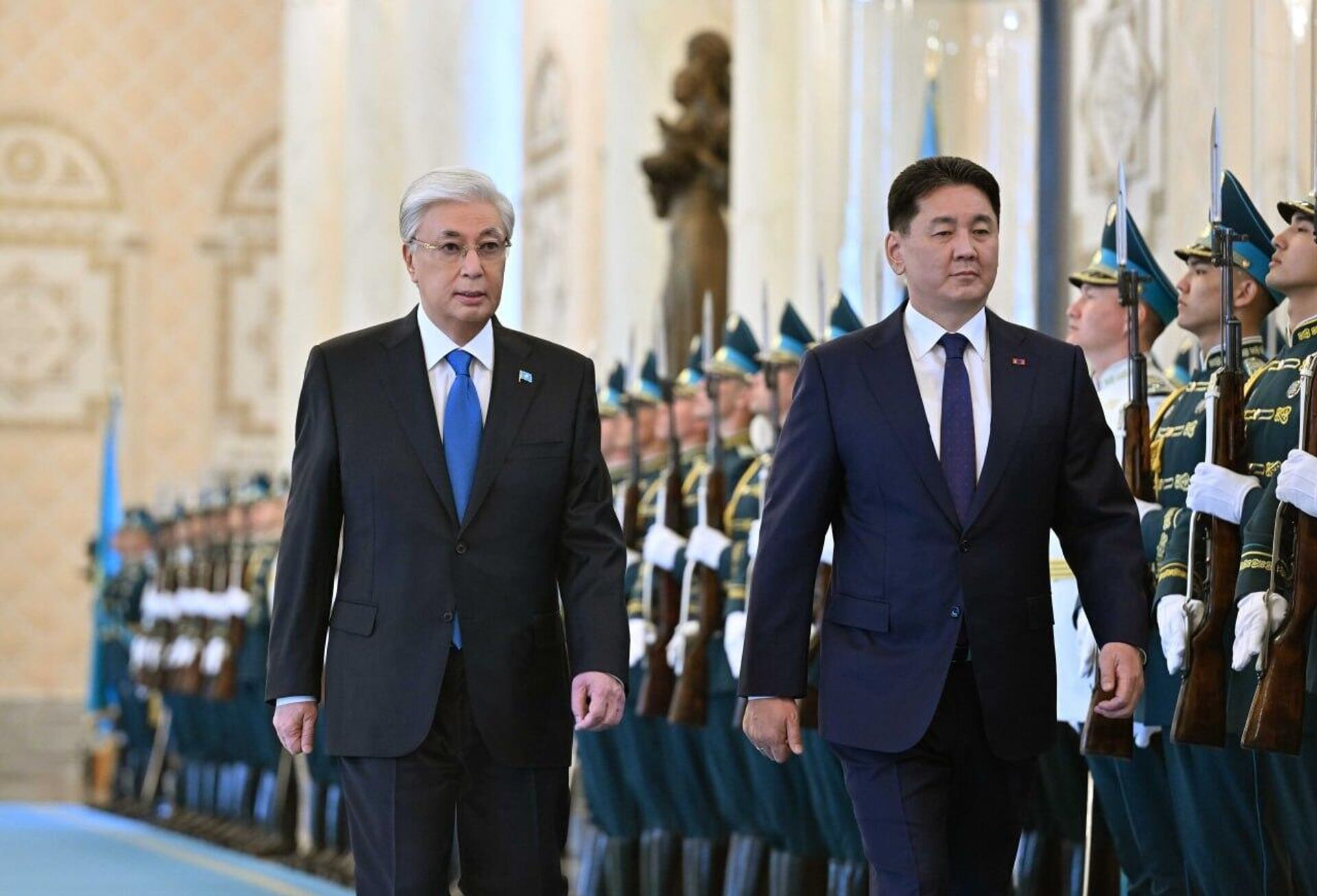 В Акорде состоялась торжественная церемония встречи Президента Монголии Ухнаагийна Хурэлсуха - Sputnik Казахстан, 1920, 21.04.2026