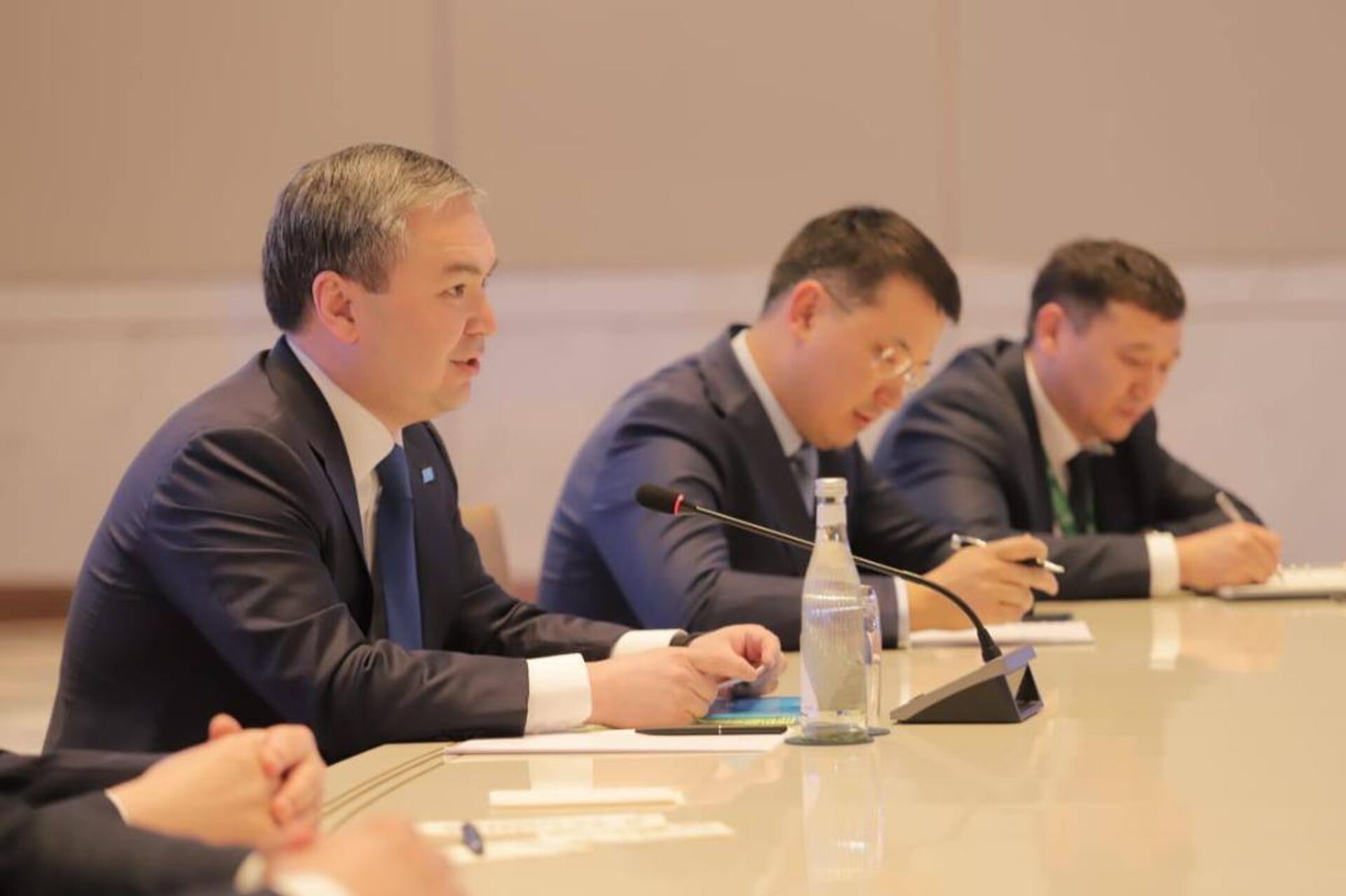 Первое заседание министров промышленности стран Центральной Азии и России  - Sputnik Казахстан, 1920, 21.04.2026