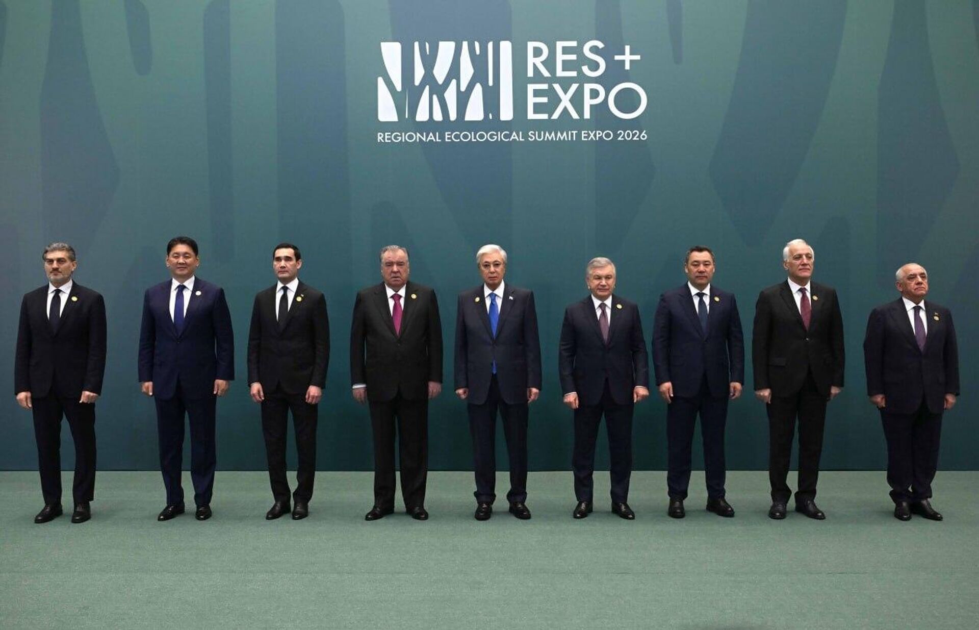 Лидеры стран Центральной Азии на Региональном экологическом саммите #RES2026 в Астане - Sputnik Казахстан, 1920, 22.04.2026