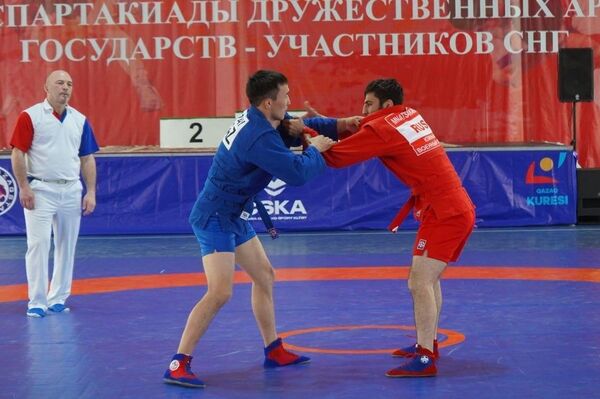 Казахстанские военнослужащие завоевали золотые медали на чемпионате стран СНГ по казакша курес и самбо - Sputnik Казахстан