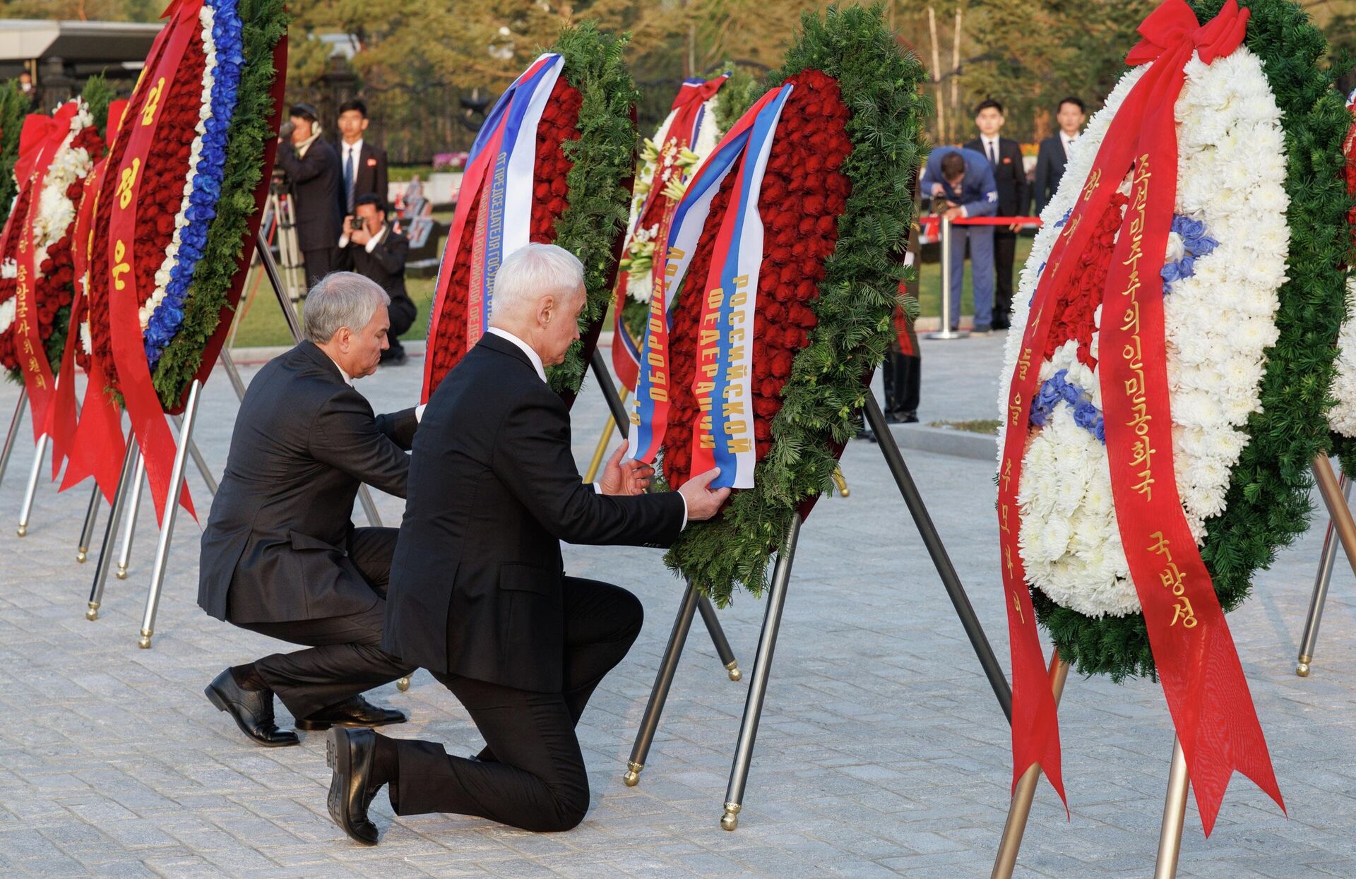 Рабочий визит министра обороны РФ Белоусова и председателя Госдумы РФ Володина в КНДР - Sputnik Казахстан, 1920, 27.04.2026