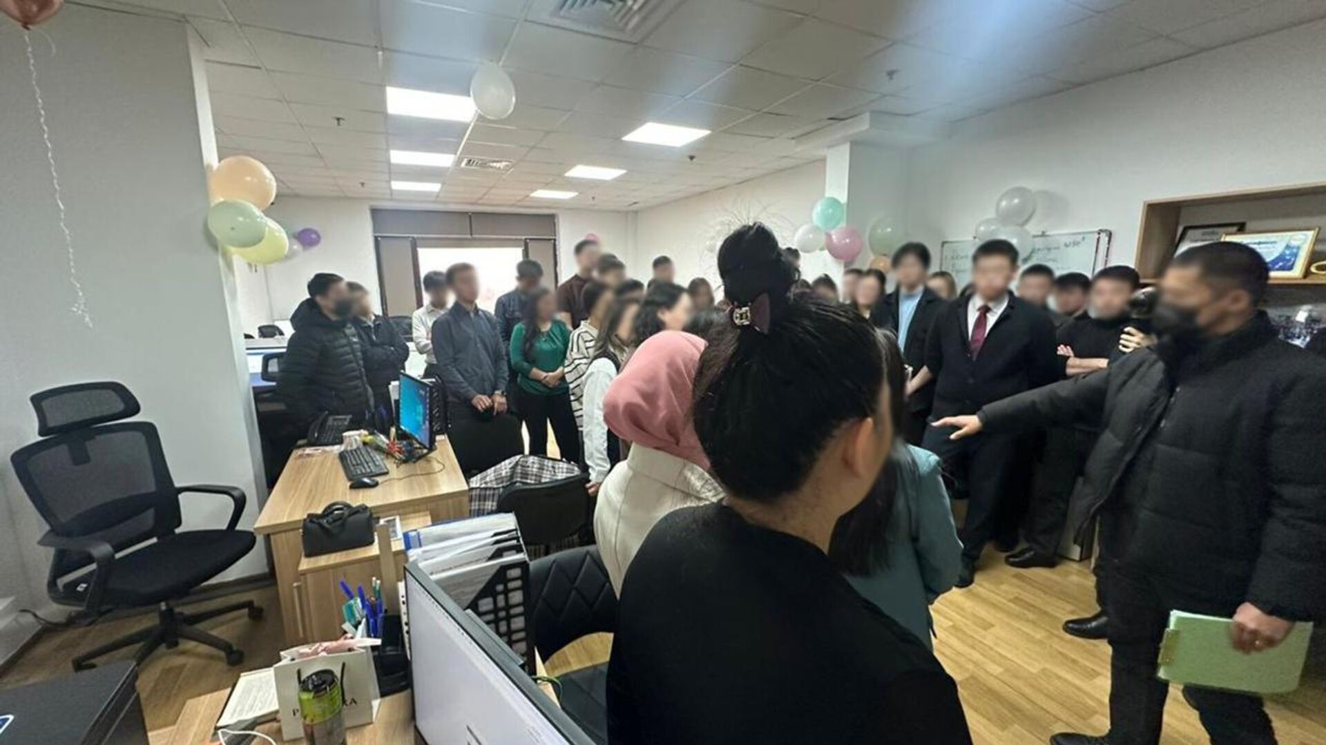 КНБ пресек деятельность преступной группы в Астане и Алматы - Sputnik Қазақстан, 1920, 27.04.2026