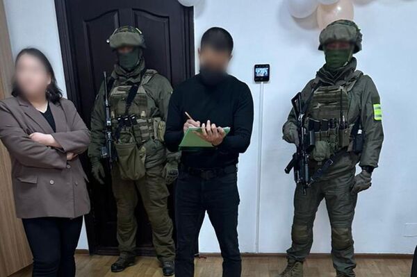 КНБ пресек деятельность преступной группы в Астане и Алматы - Sputnik Казахстан