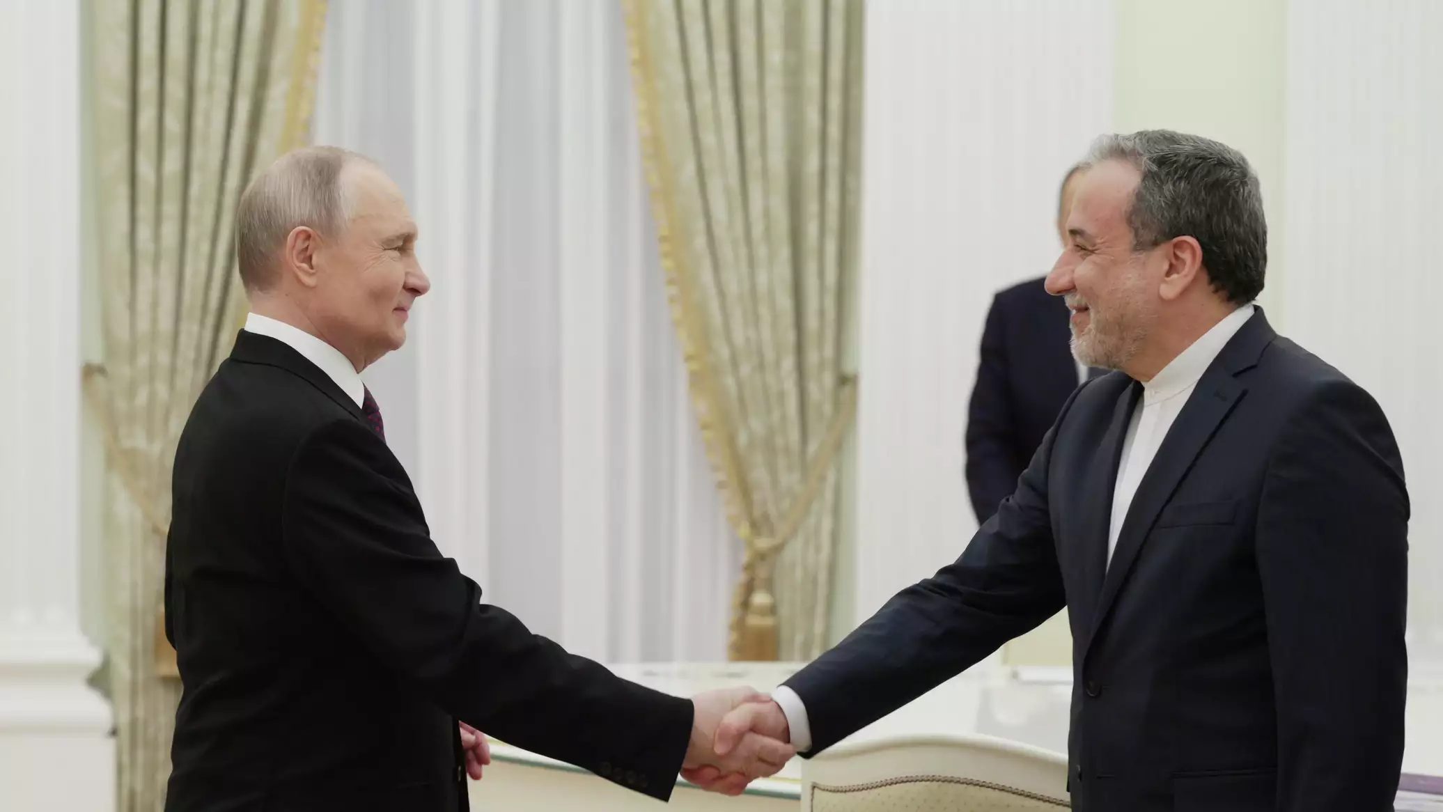 Россия намерена в дальнейшем продолжать стратегические отношения с Ираном - Путин