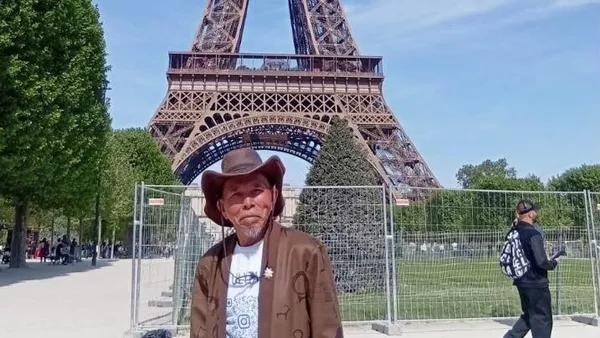 Парижге жаяу барған Ұлытау облысының тұрғыны Сәрсембай Қотырашев  - Sputnik Қазақстан