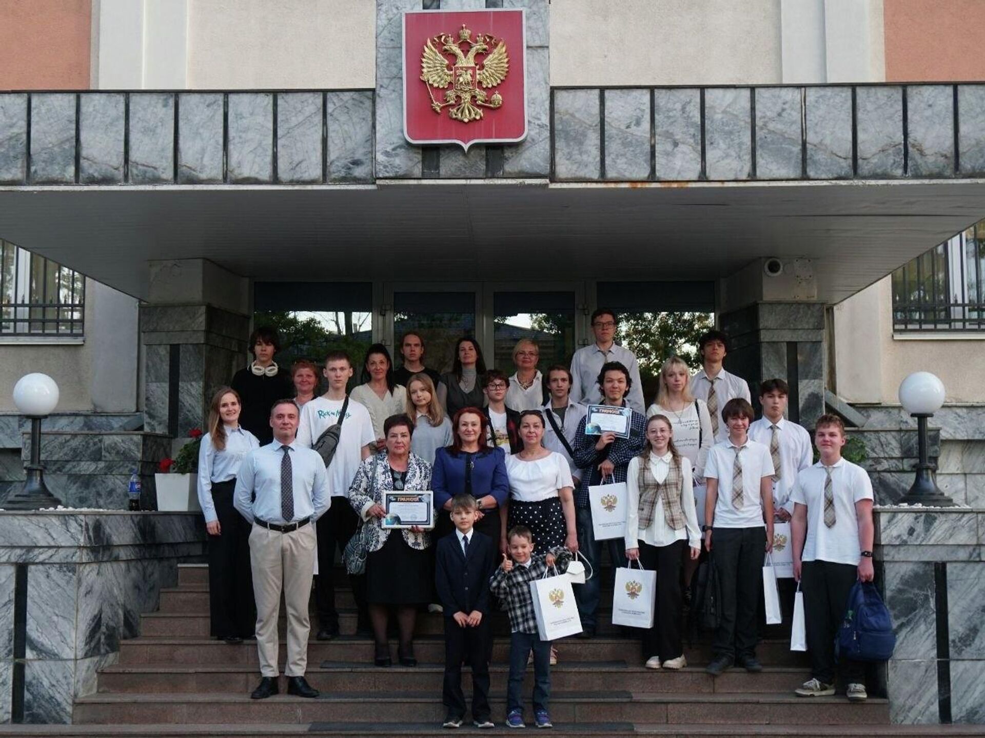 Международный телемост, посвященный 65-летию полёта Юрия Гагарина и 70-летию запуска первого искусственного спутника Земли - Sputnik Казахстан, 1920, 30.04.2026