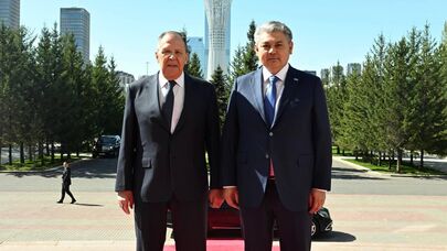 Главы МИД России и Казахстана Сергей Лавров и Ермек Кошербаев