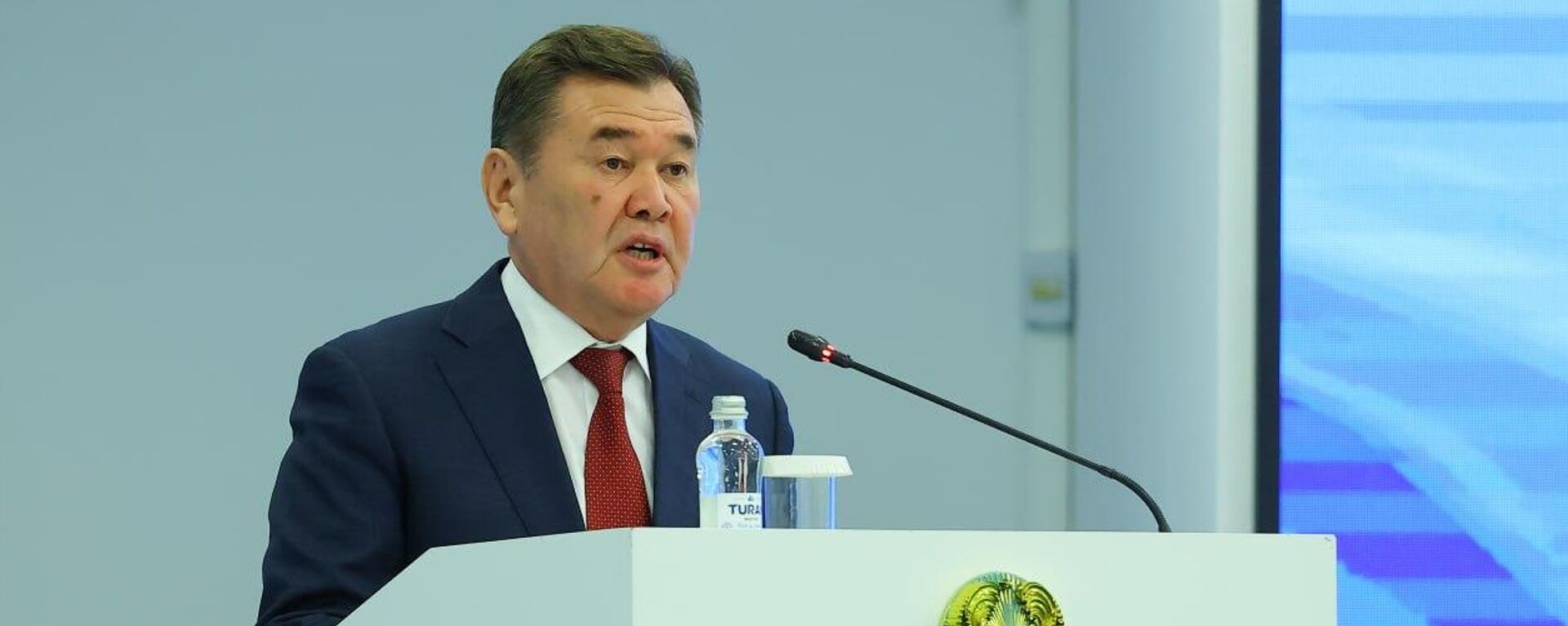 Премьер Казахстана Олжас Бектенов представил активу Кызылординской области нового акима - Sputnik Қазақстан, 1920, 08.05.2026