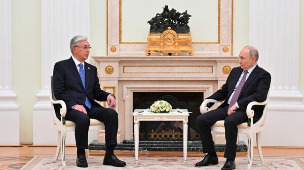 Президент Касым-Жомарт Токаев провел встречу с президентом России Владимиром Путиным - Sputnik Казахстан