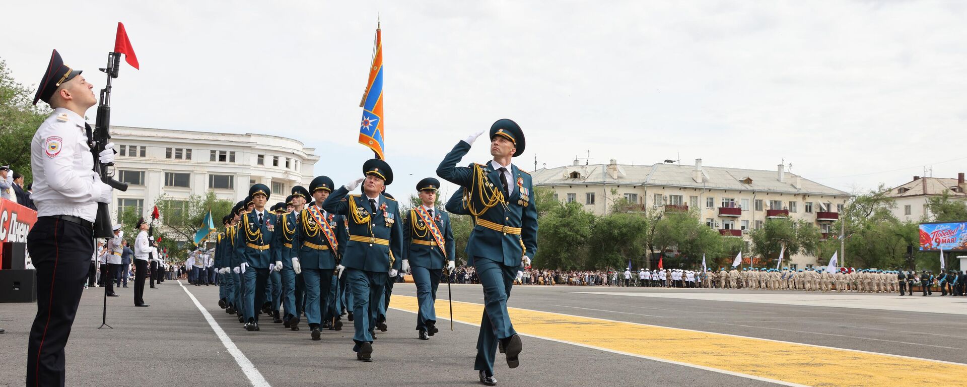 Байқоңырда Жеңіс парады өтті  - Sputnik Қазақстан, 1920, 09.05.2026