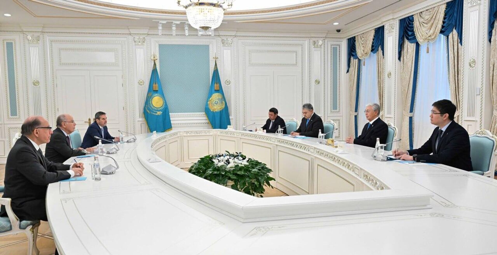 Токаев встретился с главой МИД Бразилии - Sputnik Казахстан, 1920, 11.05.2026