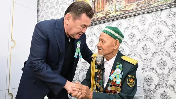 Первый вице-премьер поздравил 105-летнего ветерана в Кызылординской области