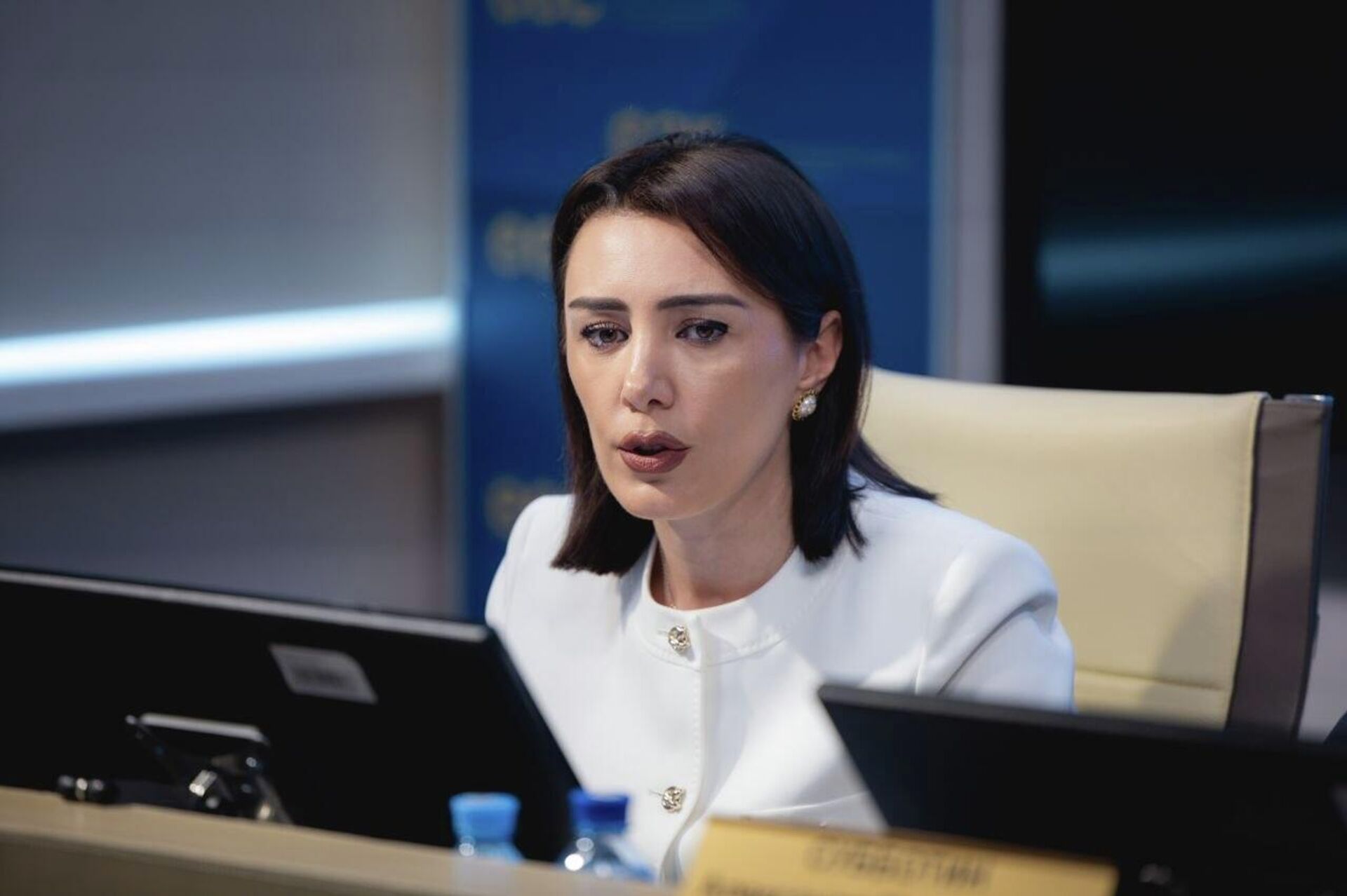 Работа отраслевых блоков Евразийской экономической комиссии обсуждена на пресс-конференции с участием пяти министров ЕЭК - Sputnik Казахстан, 1920, 13.05.2026