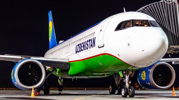 Самолет авиакомпании Uzbekistan Airways - Sputnik Казахстан