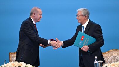 Президент Касым-Жомарт Токаев и Президент Реджеп Тайип Эрдоган подписали Декларацию о вечной дружбе и расширенном стратегическом партнерстве между Республикой Казахстан и Турецкой Республикой