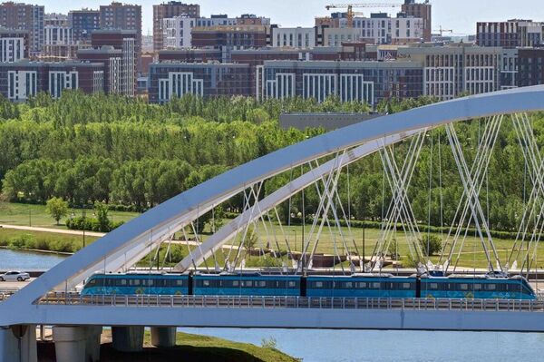 Касым-Жомарт Токаев запустил работу Astana LRT  - Sputnik Казахстан