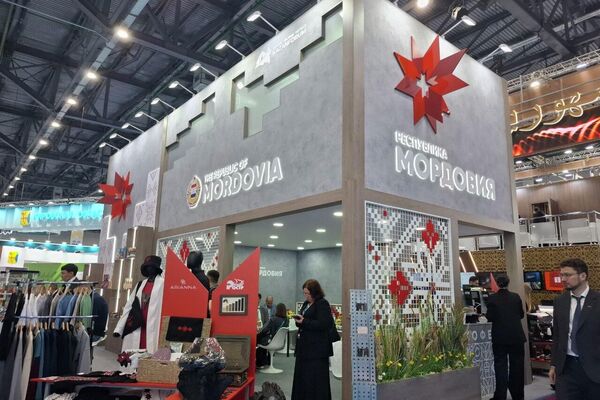 Выставка сотрудничества России и стран Исламского мира - Sputnik Казахстан