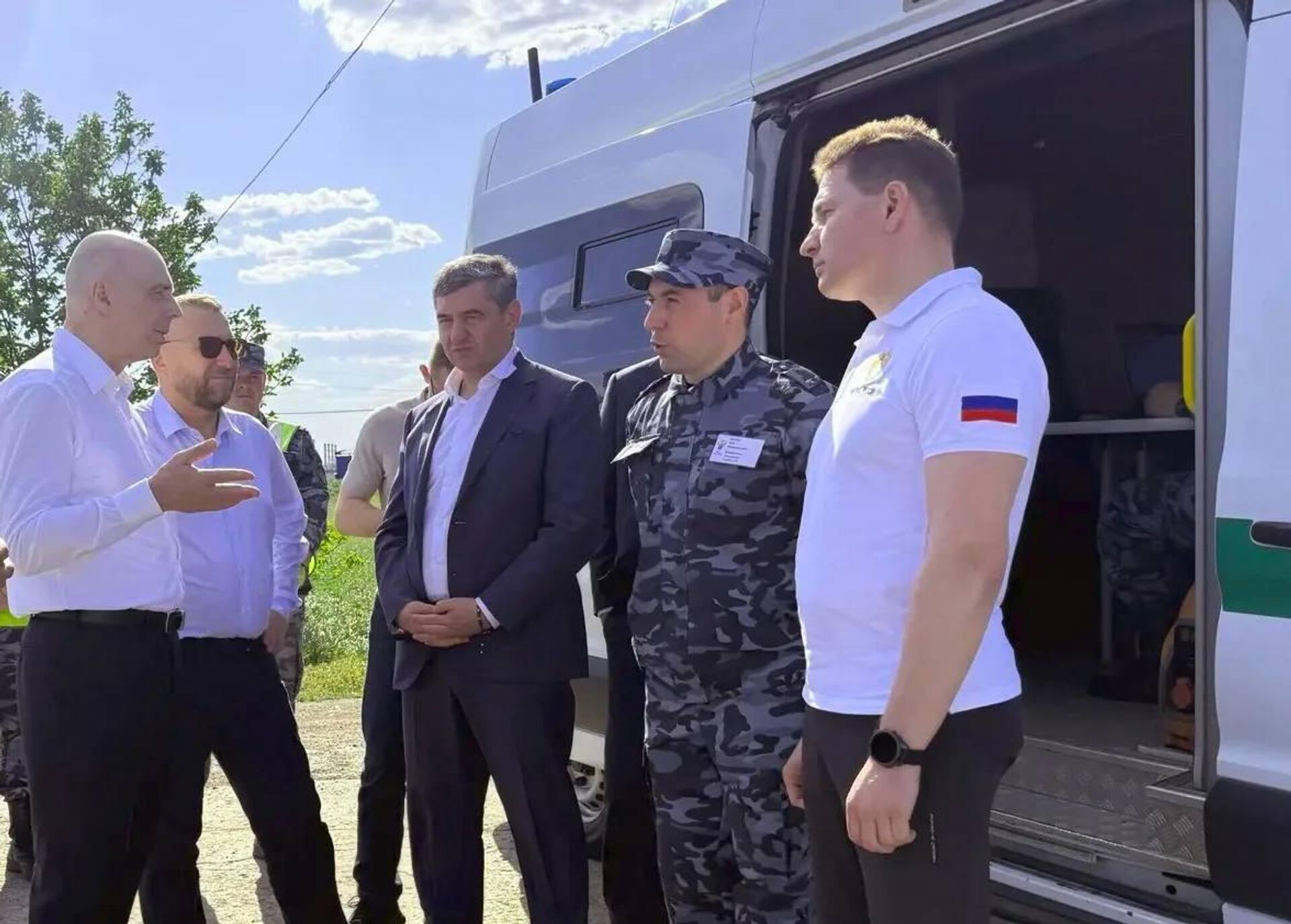 Глава Минфина РФ Антон Силуанов посетил пункт пропуска Маштаково на границе России и Казахстана Глава Минфина РФ Антон Силуанов посетил пункт пропуска Маштаково на границе России и Казахстана - Sputnik Казахстан, 1920, 19.05.2026