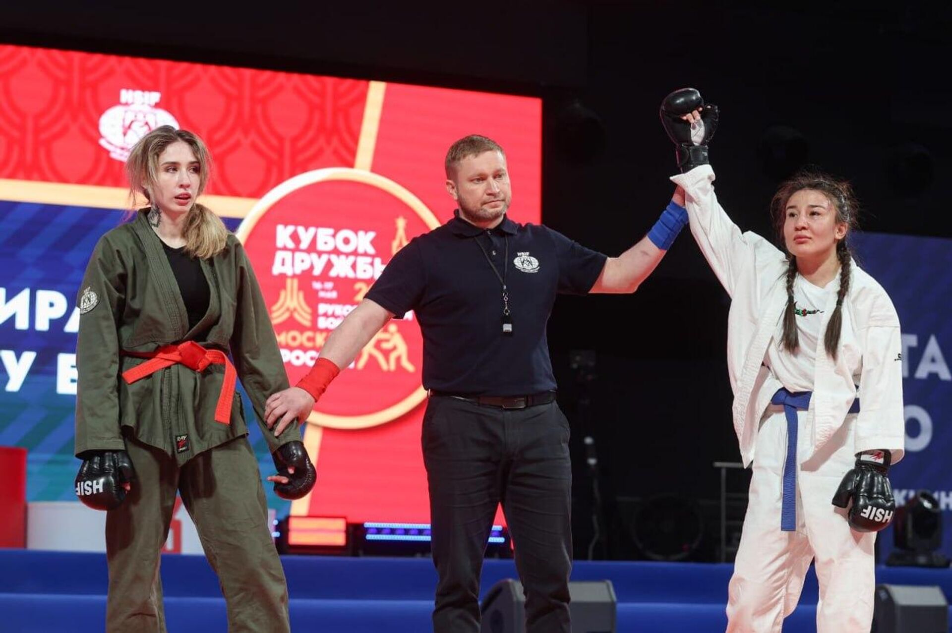 Казахстанские спортсмены завоевали медали на этапе Кубка мира по рукопашному бою в Москве Казахстанские спортсмены завоевали медали на этапе Кубка мира по рукопашному бою в Москве - Sputnik Казахстан, 1920, 19.05.2026