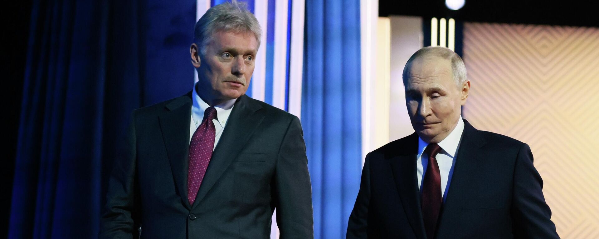 Дмитрий Песков и Владимир Путин Дмитрий Песков и Владимир Путин - Sputnik Казахстан, 1920, 20.05.2026
