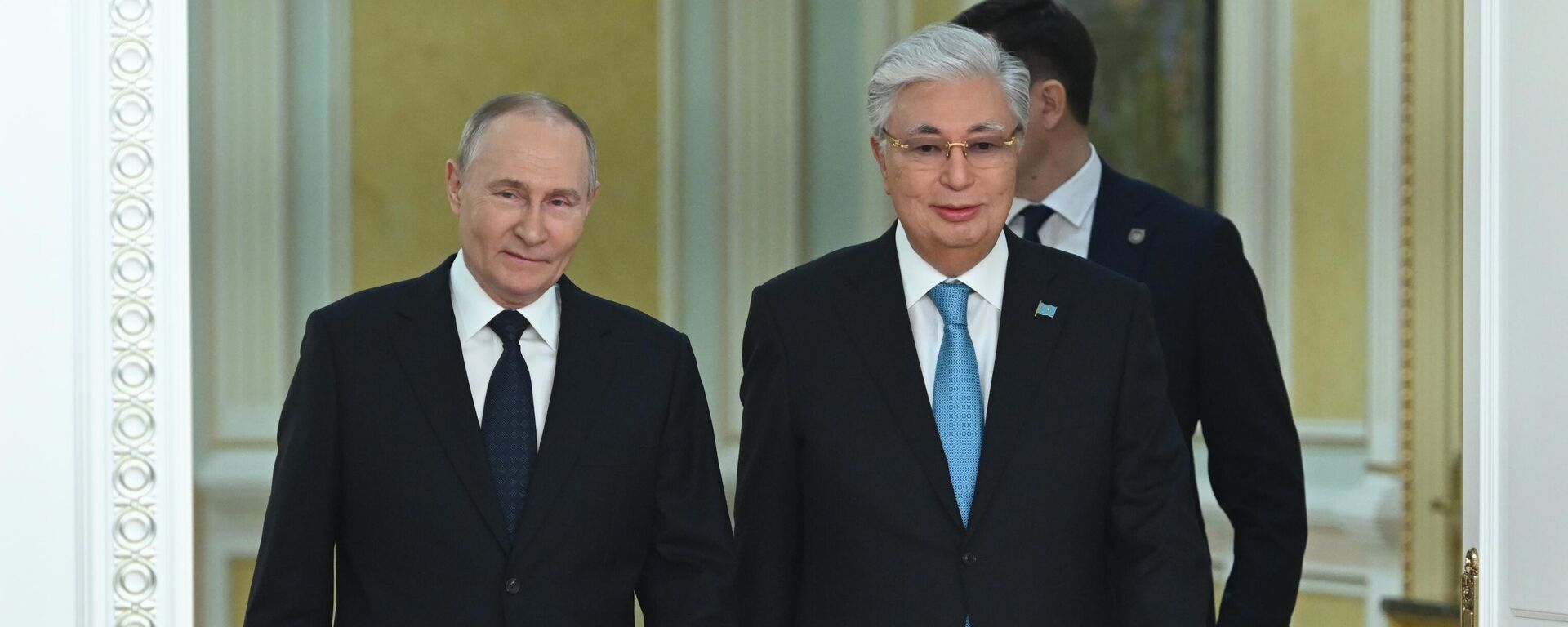 Президент РФ Владимир Путин и президент Казахстана Касым-Жомарт Токаев, архивное фото - Sputnik Казахстан, 1920, 22.05.2026