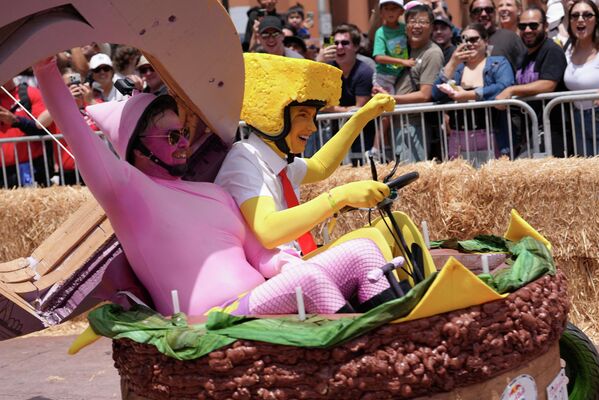 Участники гонки Red Bull Soapbox в Лос-Анджелесе, США. - Sputnik Казахстан