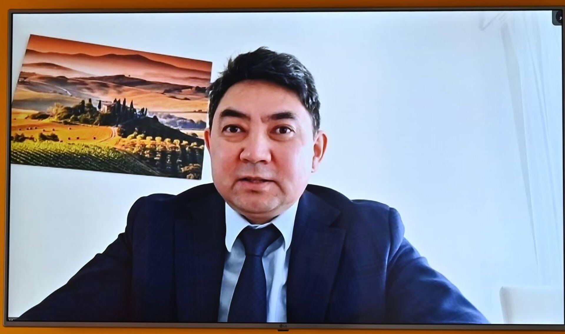 Ернар Бакенов - директор Департамента развития предпринимательской деятельности ЕЭК - Sputnik Казахстан, 1920, 26.05.2026
