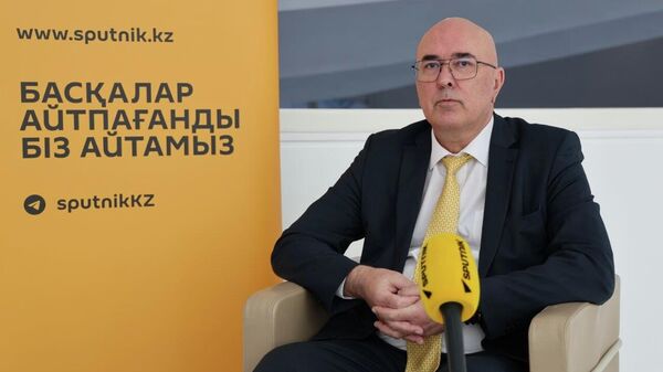 Алексей Ведев  - директор департамента макроэкономической политики ЕЭК  - Sputnik Казахстан