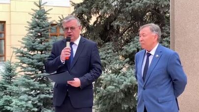 Генконсул РФ в Алматы Дмитрий Тураев