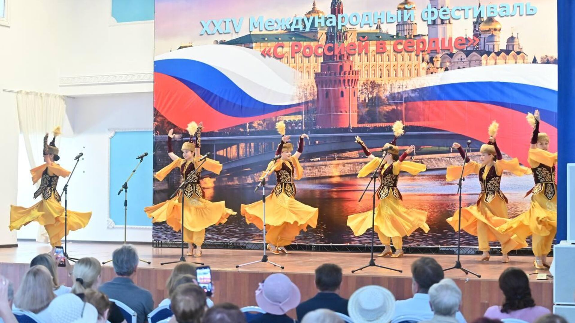 Фестиваль С Россией в сердце прошел в Астане Фестиваль С Россией в сердце прошел в Астане - Sputnik Казахстан, 1920, 07.06.2026