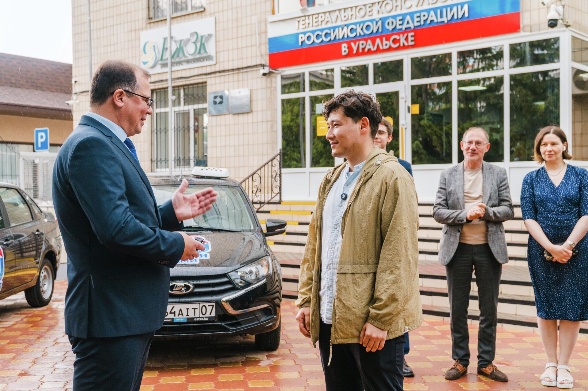 Россотрудничество поддержало запуск инклюзивного таксопарка в Западно-Казахстанской области
Россотрудничество поддержало запуск инклюзивного таксопарка в Западно-Казахстанской области
- Sputnik Казахстан, 1920, 11.06.2026