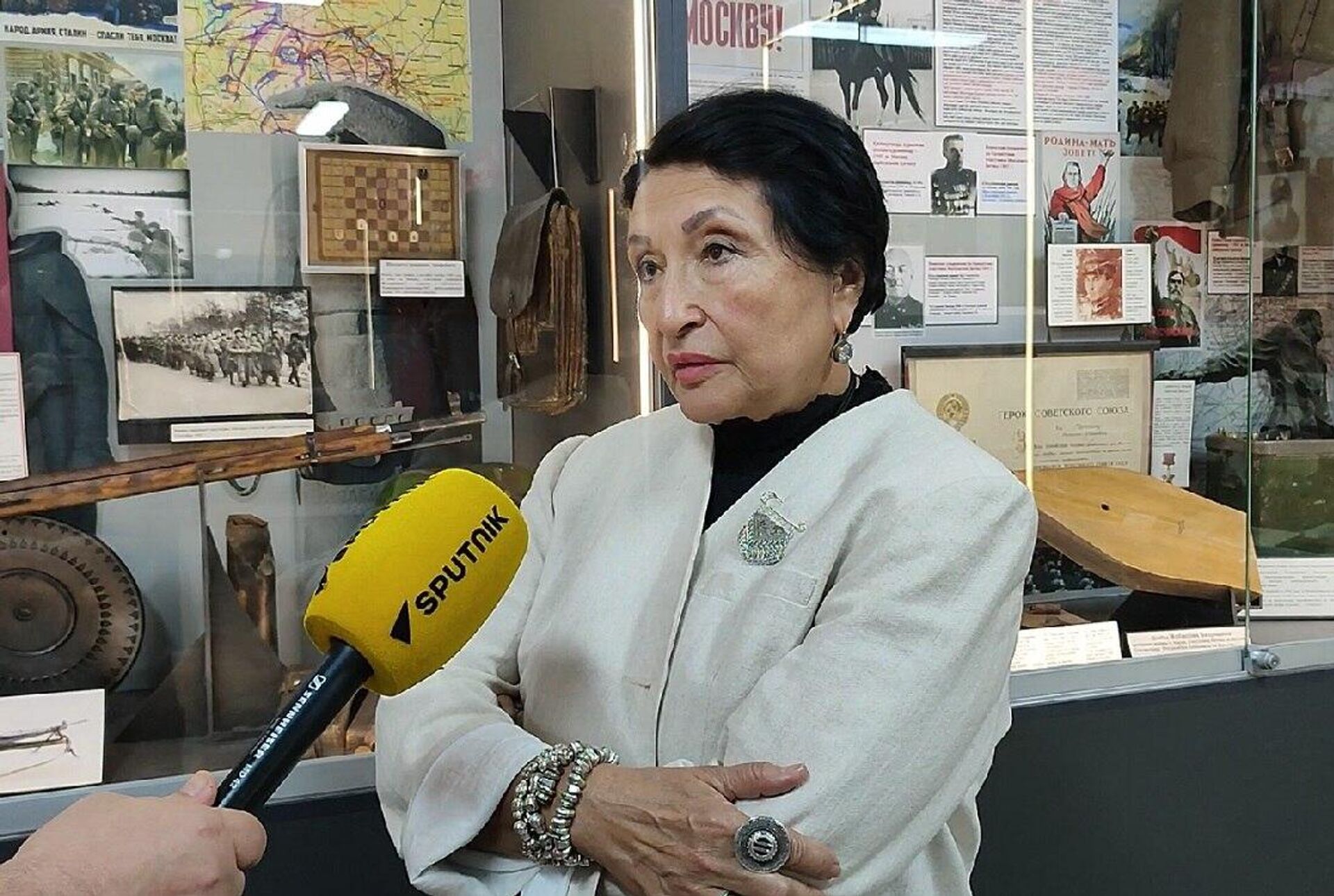 Алуа Байкадамова - внучка генерала Ивана Панфилова - Sputnik Казахстан, 1920, 15.06.2026