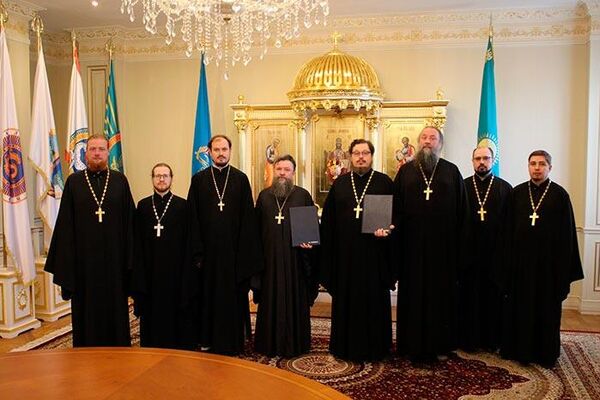 Соглашение о сотрудничестве подписали Алма-Атинская и Калужская православные духовные семинарии - Sputnik Казахстан