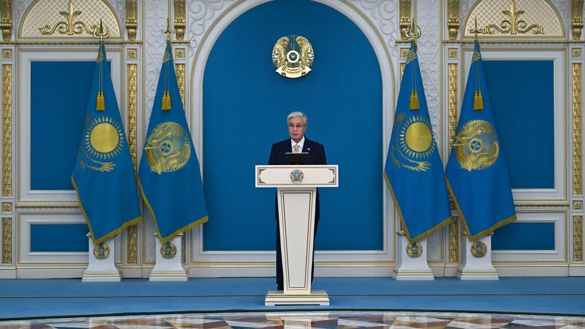 Тоқаев салалық жоғары оқу орындарына медицина қайраткерлерінің есімін беруді құптады Тоқаев салалық жоғары оқу орындарына медицина қайраткерлерінің есімін беруді құптады - Sputnik Қазақстан, 1920, 18.06.2026