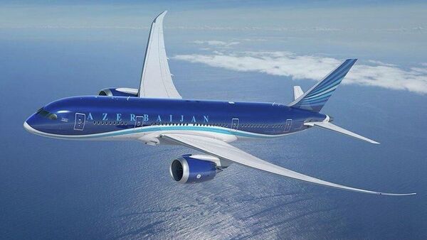 Самолет авиакомпании AZAL  - Sputnik Казахстан