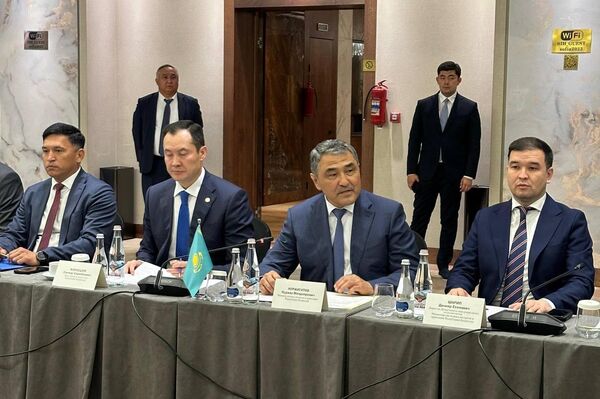 Встреча руководителей водохозяйственных и энергетических ведомств Казахстана, Кыргызстана и Узбекистана
 - Sputnik Казахстан