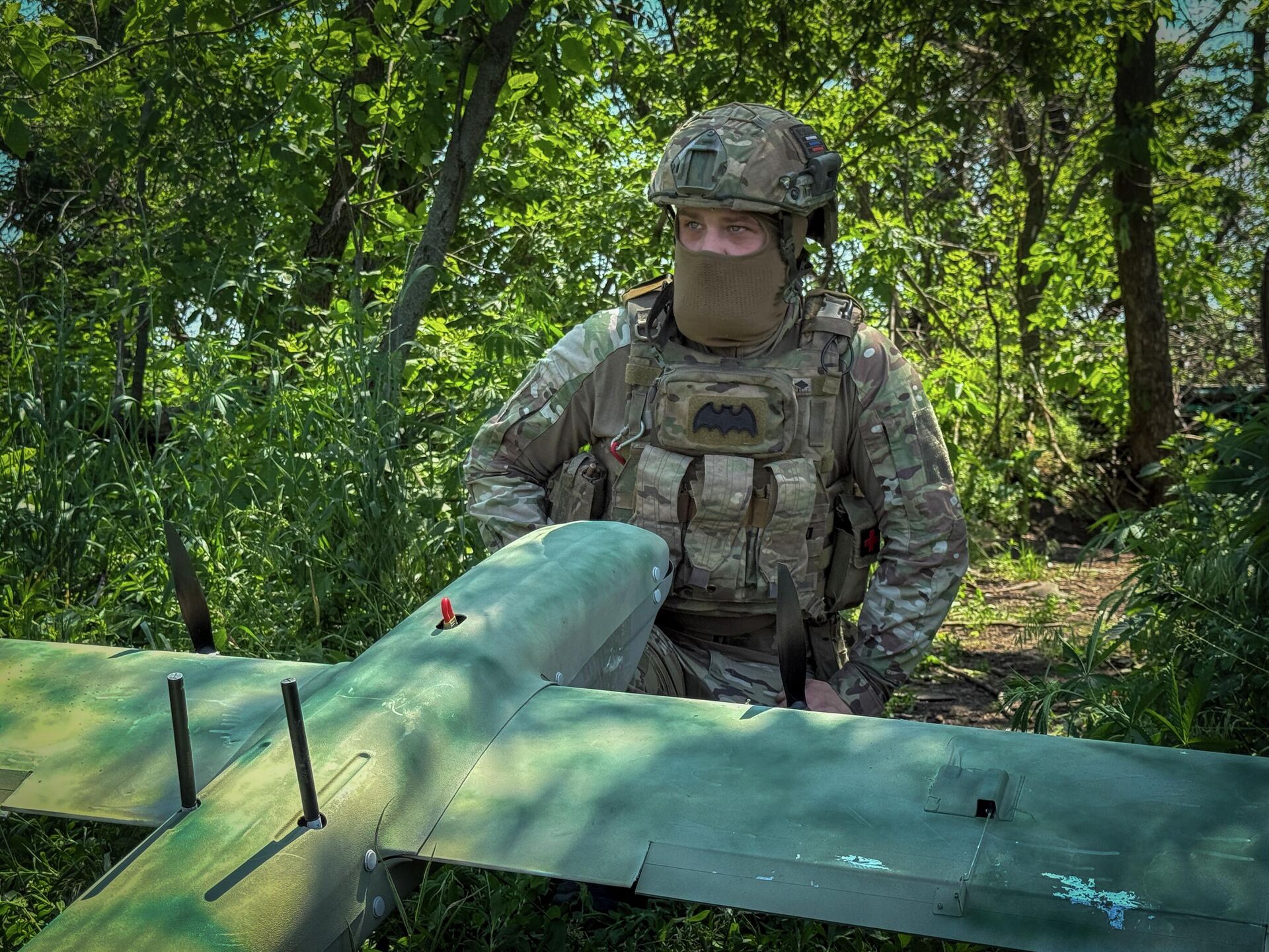 Военнослужащие расчета беспилотного летательного аппарата Молния-Р группировки войск Центр Военнослужащие расчета беспилотного летательного аппарата Молния-Р группировки войск Центр - Sputnik Казахстан, 1920, 24.06.2026
