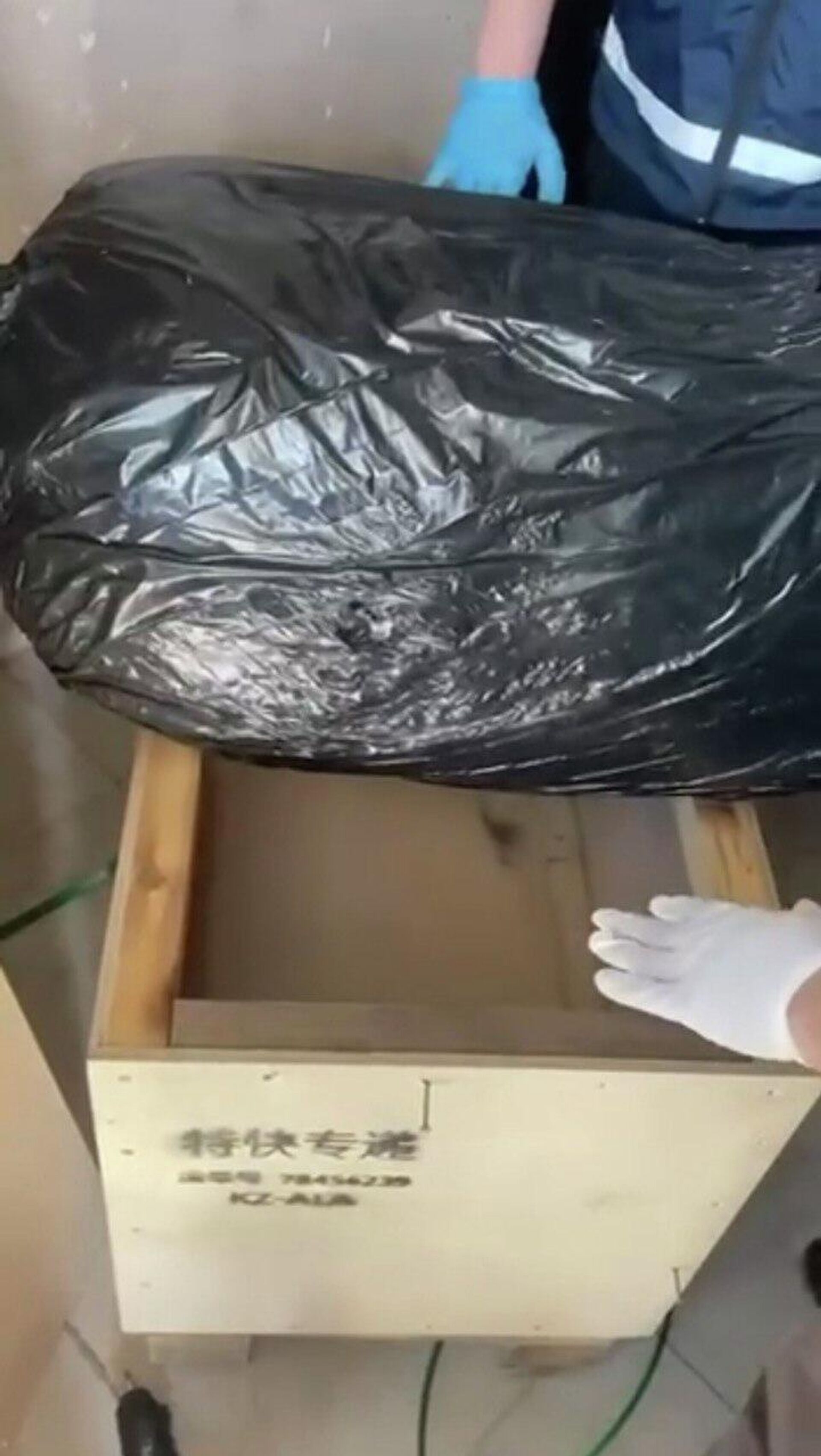 В Западно-Казахстанской области полицейские пресекли канал поставки наркотиков - Sputnik Казахстан, 1920, 27.06.2026