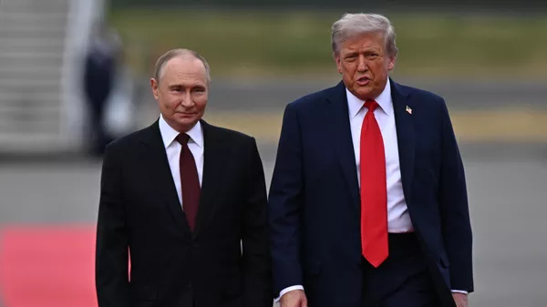 Владимир Путин және Дональд Трамп - Sputnik Қазақстан