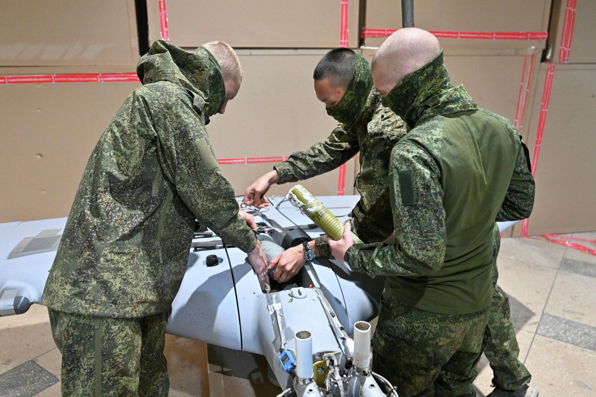 Боевая работа расчета БПЛА БМ-70 группировки войск Центр на Добропольском направлении СВО - Sputnik Казахстан, 1920, 01.07.2026