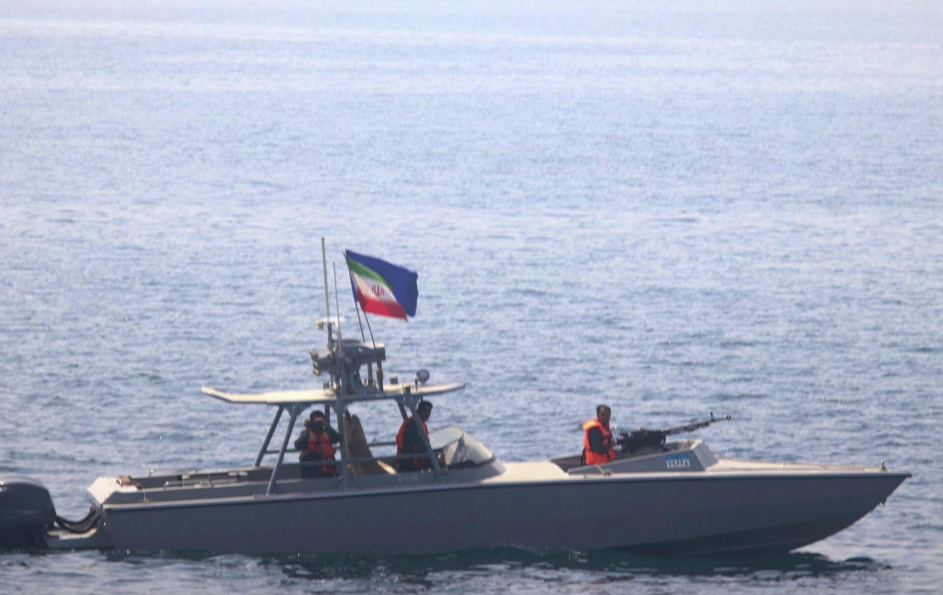 Катер ВМС КСИР Ирана в Ормузском проливе, архивное фото Катер ВМС КСИР Ирана в Ормузском проливе, архивное фото - Sputnik Казахстан, 1920, 10.08.2026