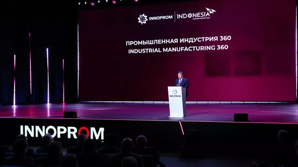 Олжас Бектенов Екатеринбургтегі ИННОПРОМ өнеркәсіп көрмесіне қатысты - Sputnik Қазақстан