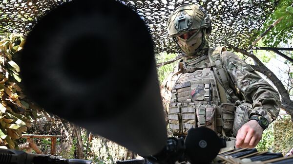 Боевое слаживание снайперских пар группировки войск Центр на Добропольском направлении СВО - Sputnik Казахстан