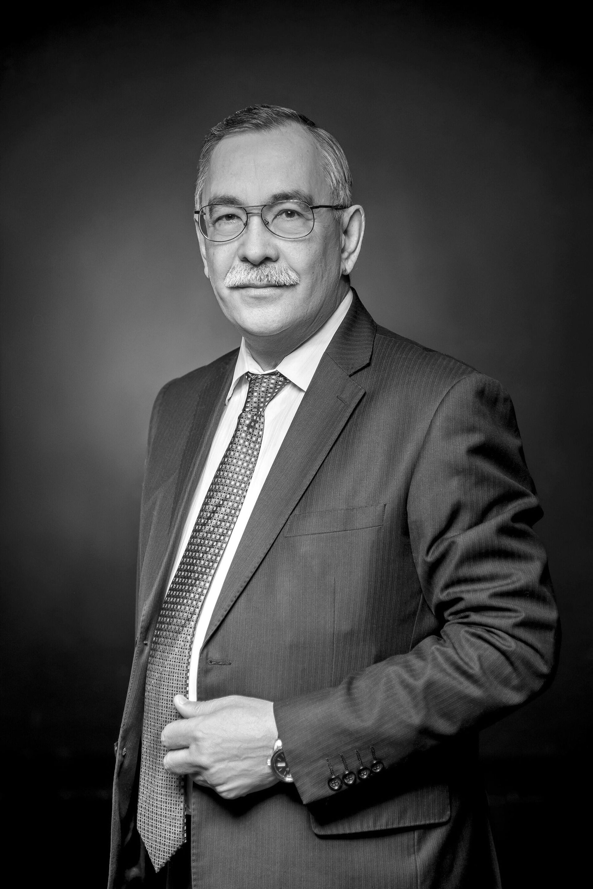 Валерий Кузембаев – заместитель директора ТОО Astana Ballet Валерий Кузембаев – заместитель директора ТОО Astana Ballet - Sputnik Казахстан, 1920, 11.07.2026