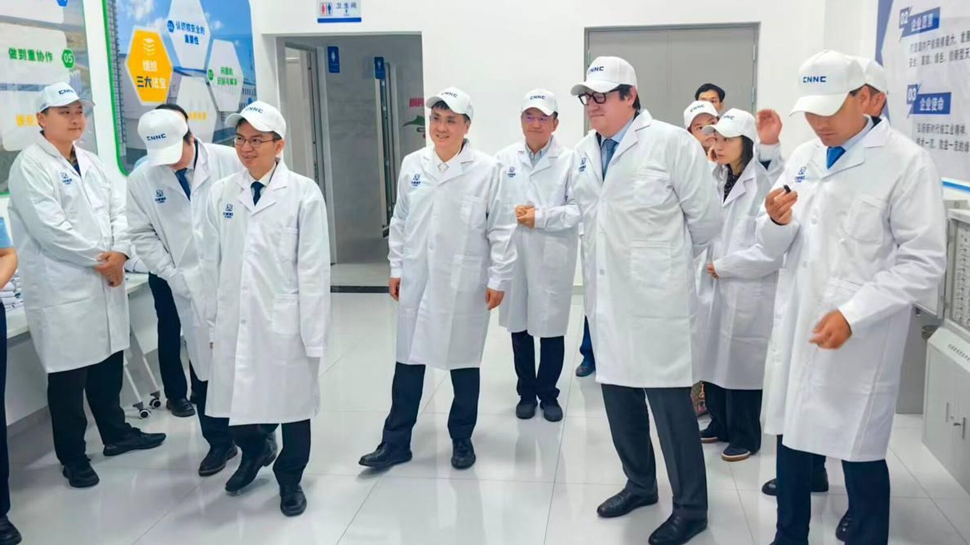 Казахстанская делегация ознакомилась с передовыми технологиями предприятий CNNC в КНР Казахстанская делегация ознакомилась с передовыми технологиями предприятий CNNC в КНР - Sputnik Казахстан, 1920, 11.07.2026
